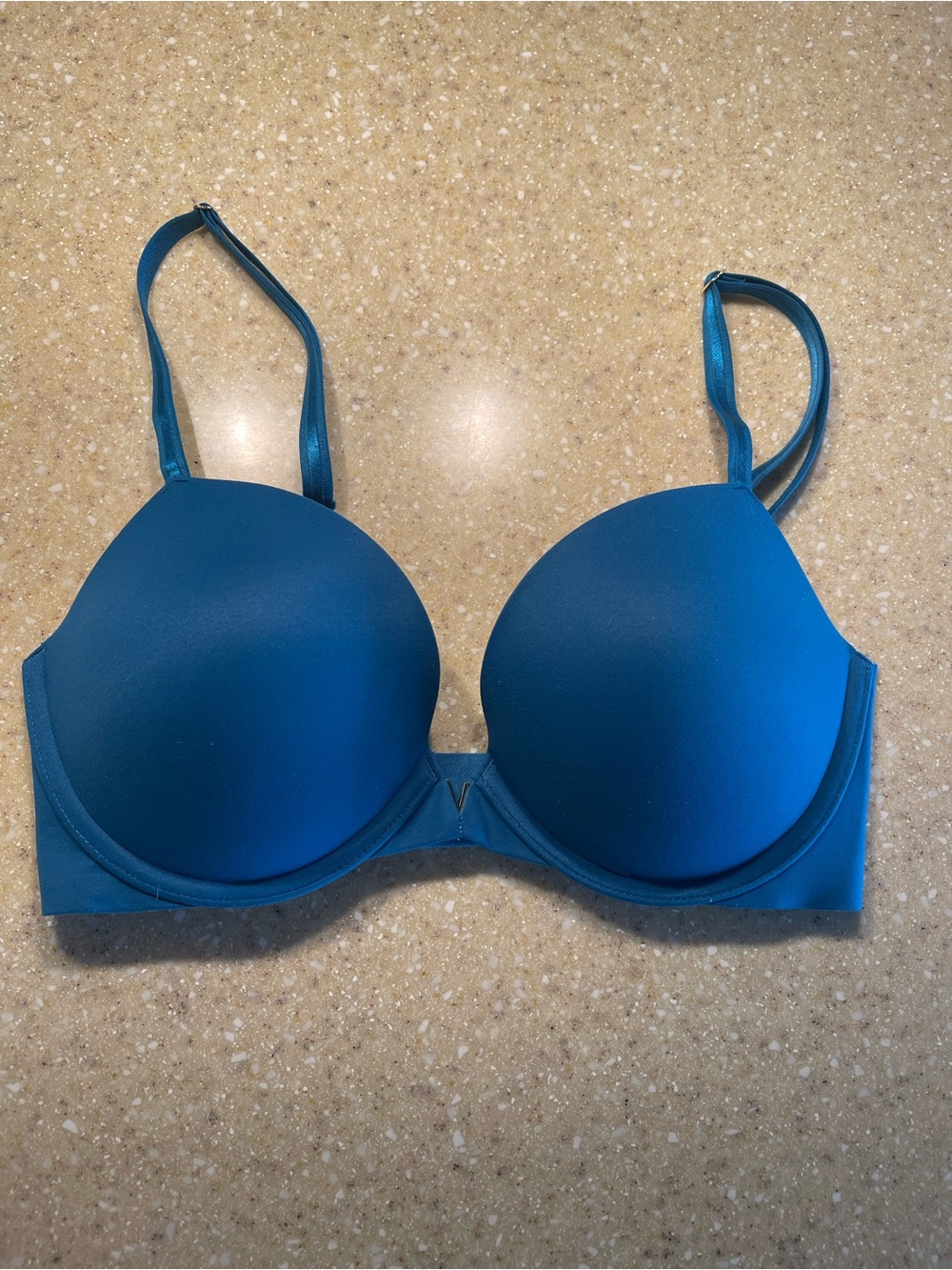 VS plunge push up bra 32DD/E